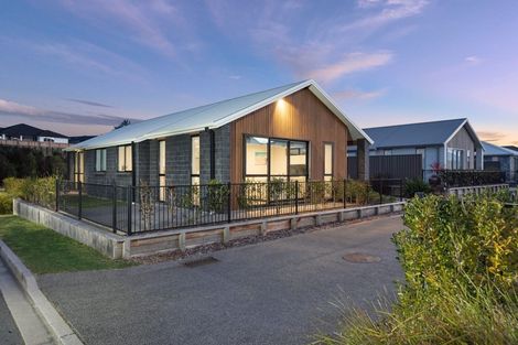 Photo of property in 1 Shannon Lane, Pyes Pa, Tauranga, 3112