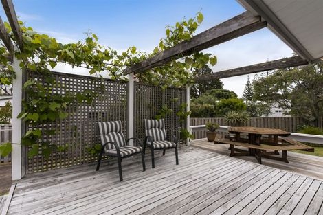 Photo of property in 5 Courtney Close, Pauanui, Hikuai, 3579