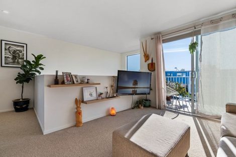 Photo of property in 31 Reynolds Place, Papamoa Beach, Papamoa, 3118