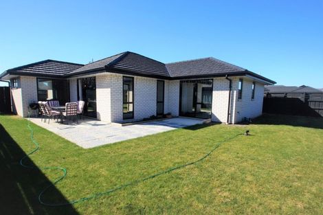 Photo of property in 25 Bill Harvey Drive, Halswell, Christchurch, 8025