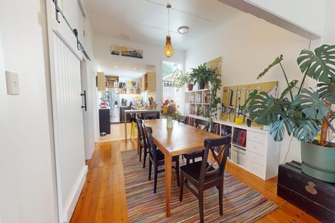 Photo of property in 5 Emerson Street, Berhampore, Wellington, 6023