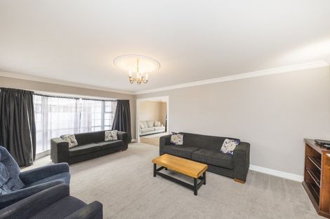 Photo of property in 6 Grange Place, Milson, Palmerston North, 4414