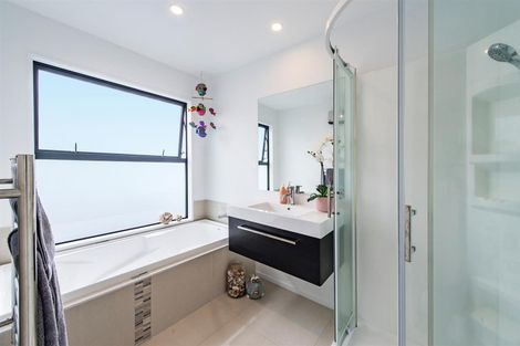 Photo of property in 100 Te Rito Street, Marshland, Christchurch, 8083