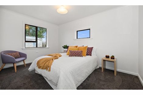 Photo of property in 906 Avonside Drive, Avondale, Christchurch, 8061