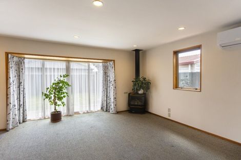 Photo of property in 2/48 Colwyn Street, Bryndwr, Christchurch, 8053