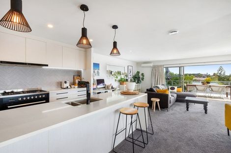 Photo of property in 1 John Dee Crescent, Red Beach, 0932