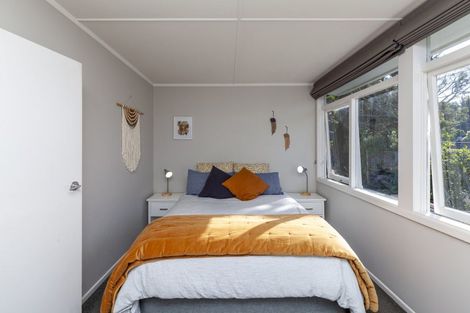 Photo of property in 80 Renown Road, Raumati South, Paraparaumu, 5032