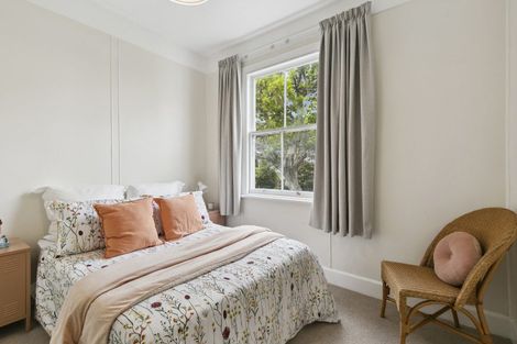 Photo of property in 8 Moir Street, Mount Victoria, Wellington, 6011