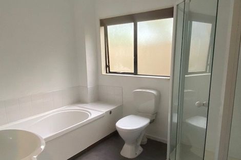 Photo of property in 68a Peterhouse Street, Tawa, Wellington, 5028