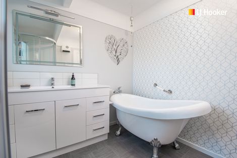 Photo of property in 2 Oak Place, Mosgiel, 9024