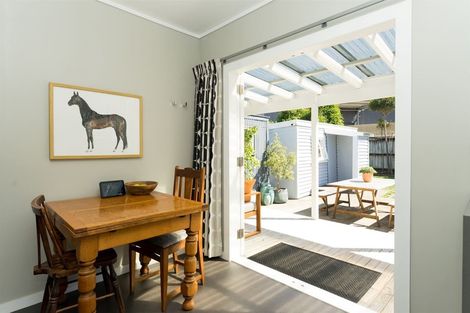 Photo of property in 25 Riddlers Crescent, Petone, Lower Hutt, 5012