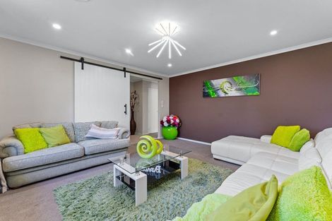 Photo of property in 230 Harbourside Drive, Karaka, Papakura, 2113