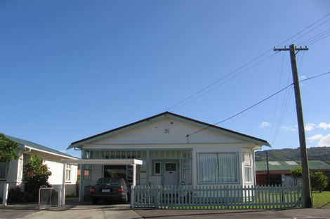 Photo of property in 3 Plunket Avenue, Petone, Lower Hutt, 5012
