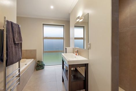 Photo of property in 30 Globe Bay Drive, Templeton, Christchurch, 8042