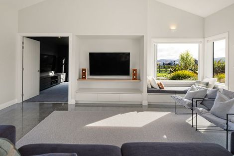 Photo of property in 8 Penbeagle Road, Te Kowhai, Hamilton, 3288