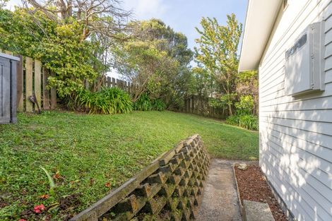 Photo of property in 70 Chesterton Street, Johnsonville, Wellington, 6037
