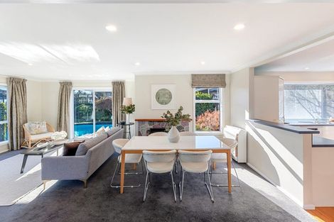 Photo of property in 17 Ilfracombe Place, Burnside, Christchurch, 8053