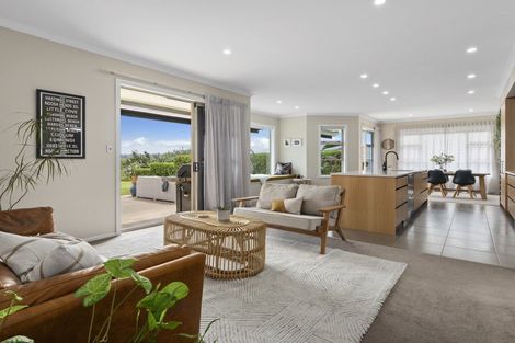 Photo of property in 56 Rexford Heights, Pyes Pa, Tauranga, 3112