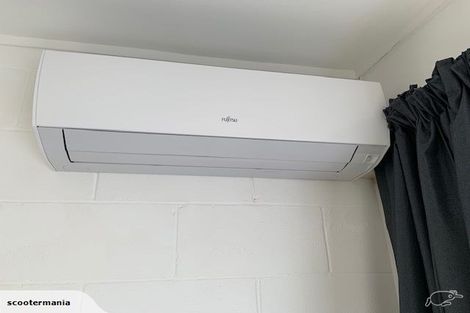 Photo of property in 6/495 Glenfield Road, Glenfield, Auckland, 0629