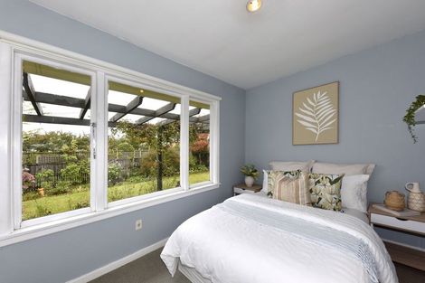 Photo of property in 72 Hudson Street, Bryndwr, Christchurch, 8053