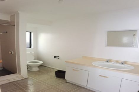 Photo of property in 10 Parsons Glen, Karori, Wellington, 6012