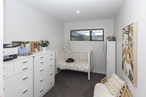 Photo of property in 1 Newport Street, Avondale, Christchurch, 8061