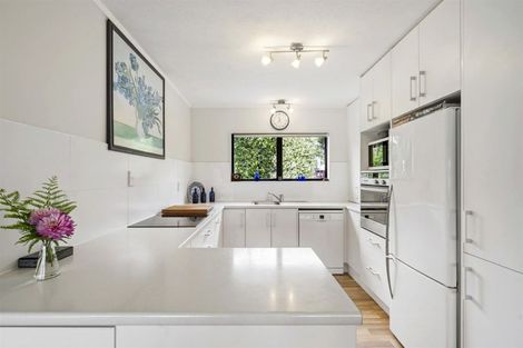 Photo of property in 3 Emery Grove, Bayview, Auckland, 0629