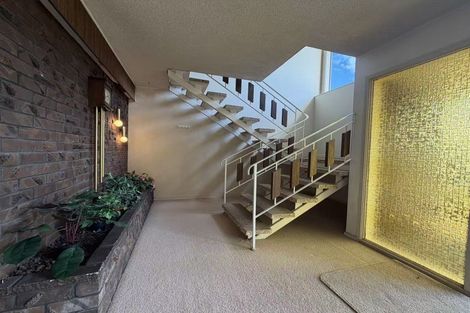Photo of property in 73 Redoubt Road, Goodwood Heights, Auckland, 2105