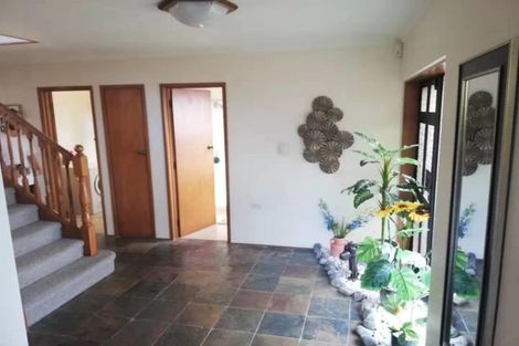 Photo of property in 58 Marywil Crescent, Hillcrest, Auckland, 0627