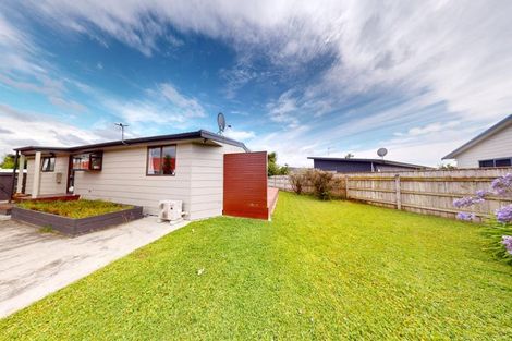 Photo of property in 23 Colonial Place, Kelvin Grove, Palmerston North, 4414