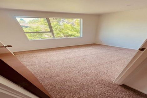 Photo of property in 8 Glucina Place, Glen Eden, Auckland, 0602