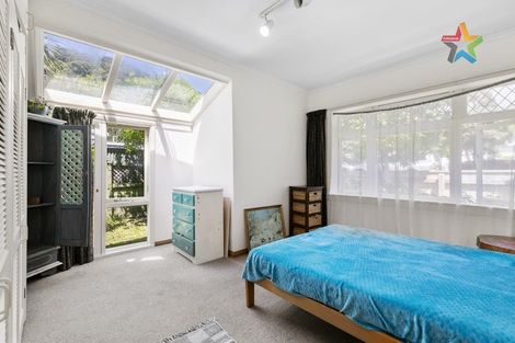 Photo of property in 22 Miro Street, Eastbourne, Lower Hutt, 5013