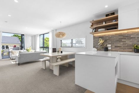 Photo of property in 8/17 Victoria Road, Mount Maunganui, 3116