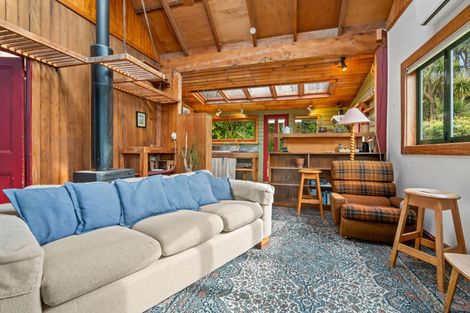 Photo of property in 2 Margate Avenue, Broad Bay, Dunedin, 9014