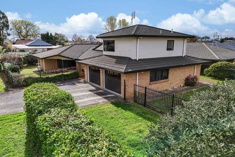 Photo of property in 260 Shakespeare Street, Leamington, Cambridge, 3432