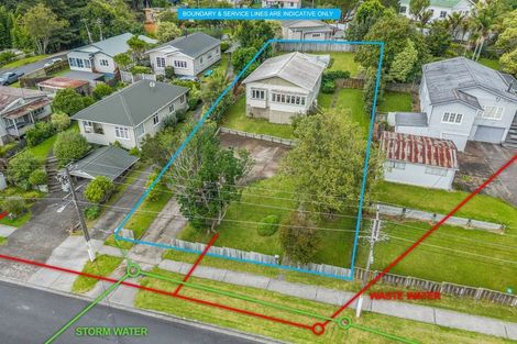 Photo of property in 33 Clayburn Road, Glen Eden, Auckland, 0602