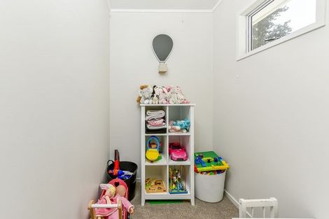 Photo of property in 4/26 Midgley Road, West Harbour, Auckland, 0618