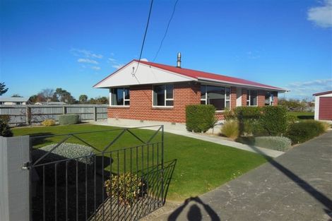 Photo of property in 31 Queen Street, Pareora, 7912