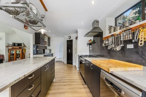 Photo of property in 1/1 Sharon Road, Waiake, Auckland, 0630