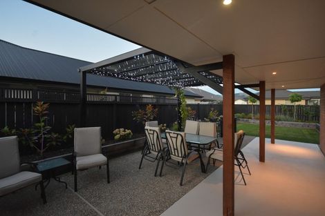 Photo of property in 42 Hagart-alexander Drive, Mosgiel, 9024