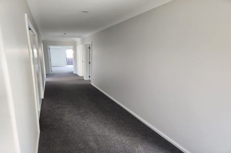 Photo of property in 5 Tractor Way, Papamoa, 3118