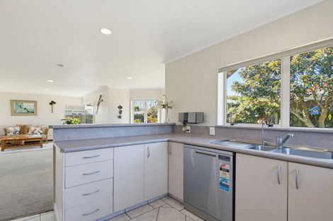 Photo of property in 6a Barry Avenue, Whakatane, 3120