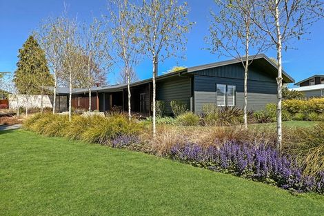 Photo of property in 1 Nisbet Terrace, Kinloch, Taupo, 3377
