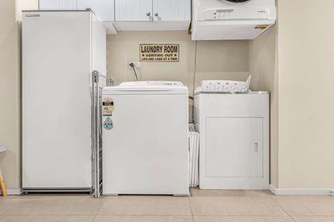 Photo of property in 73 Rexford Heights, Pyes Pa, Tauranga, 3112