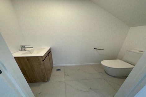 Photo of property in 47a Crestview Rise, Papakura, 2110