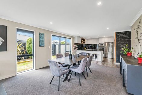 Photo of property in 13 Cressy Place, Darfield, 7510