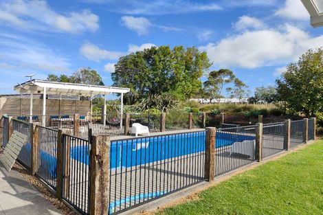 Photo of property in 300 Kingseat Road, Kingseat, Pukekohe, 2679