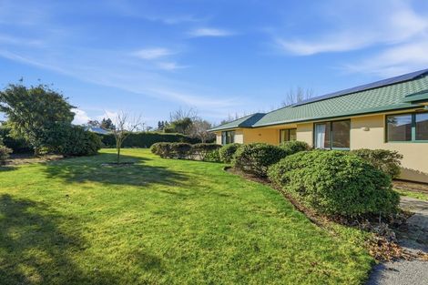 Photo of property in 14 Craigieburn Street, Darfield, 7510
