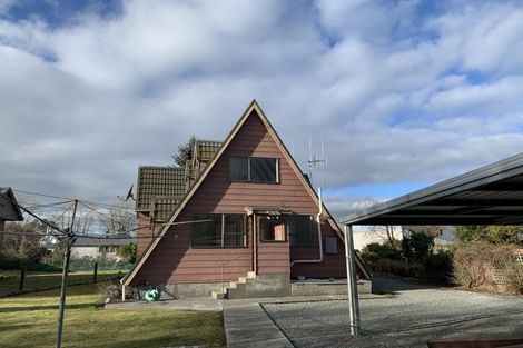 Photo of property in 140 Talbot Street, Geraldine, 7930