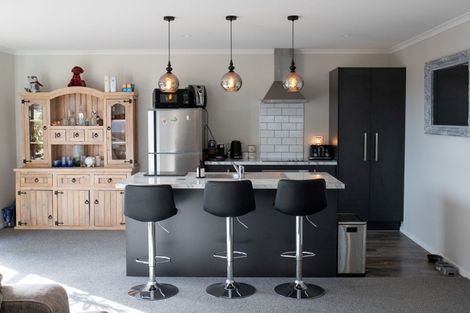 Photo of property in 4 Ash Close, Levin, 5510